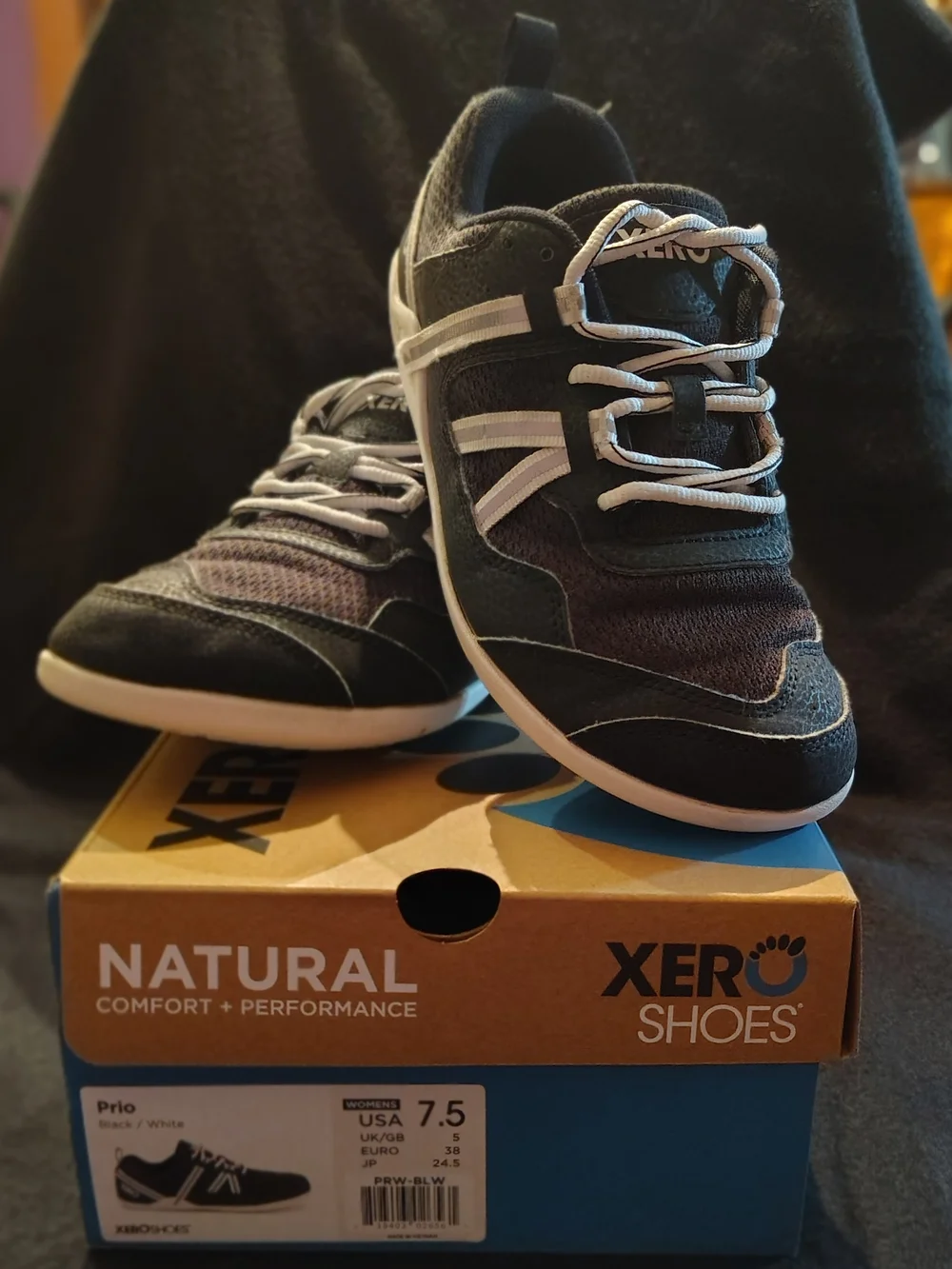 XERO Shoes Women's Prio Athletic Shoe - Black/White Size 7.5